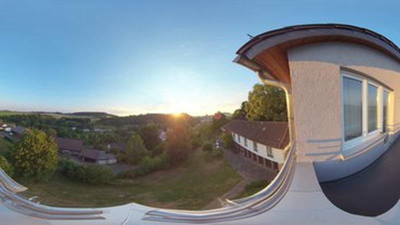 Foto aus verzerrter 360 Grad Sicht auf Balkon
